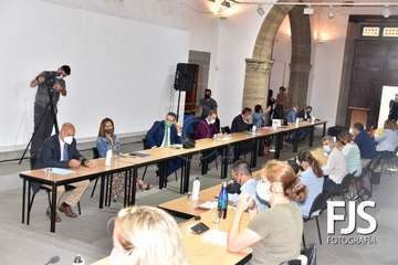  El Pleno aprueba 10 nuevos expedientes de créditos que suman más de 521.000 euros/Francisco Javier Santana.